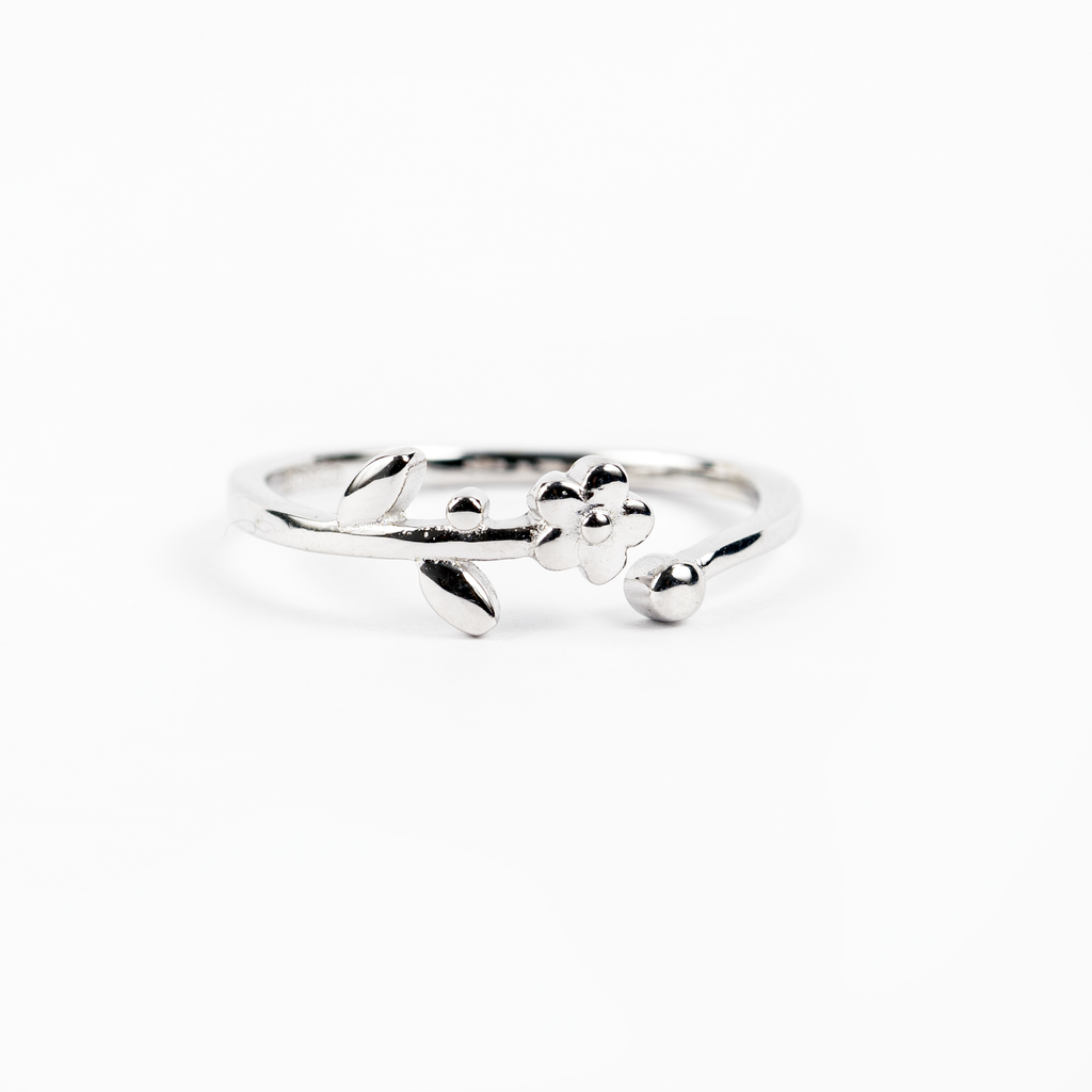 Silver Flower Ring