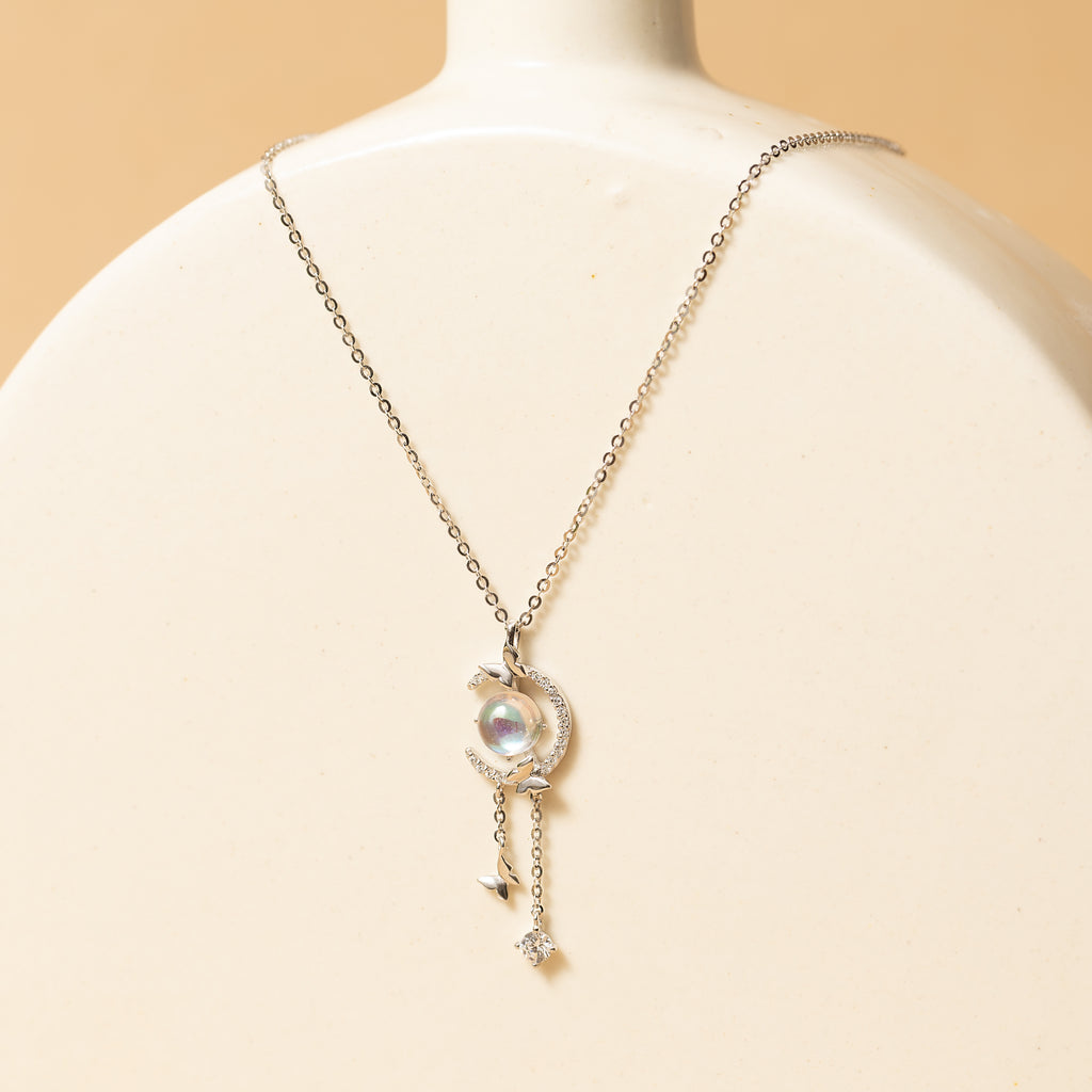 Silver Moonstone Necklace