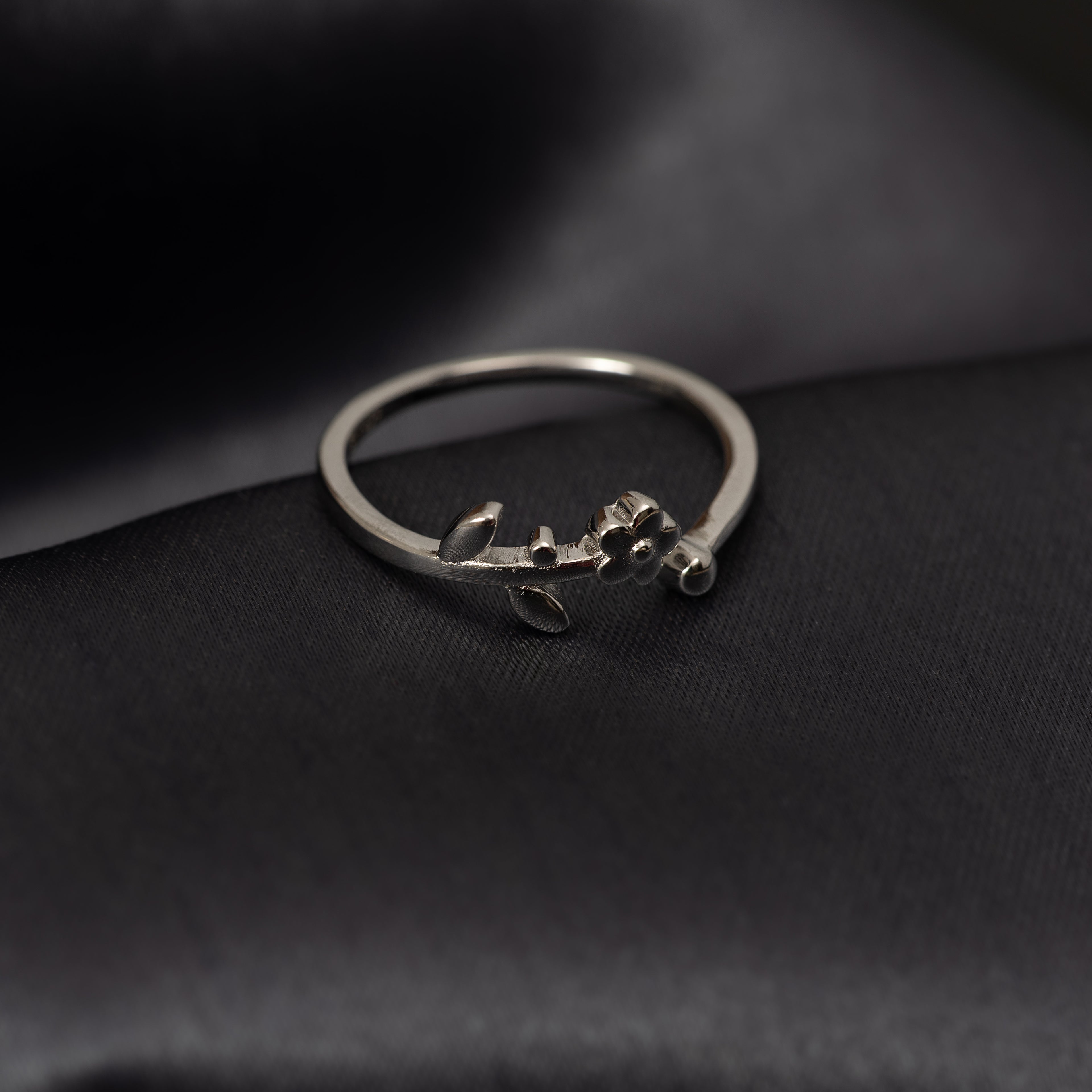 Silver Flower Ring