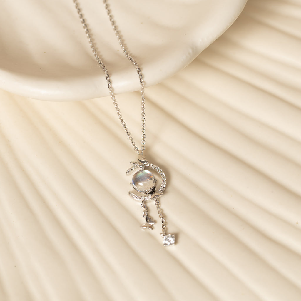 Silver Moonstone Necklace