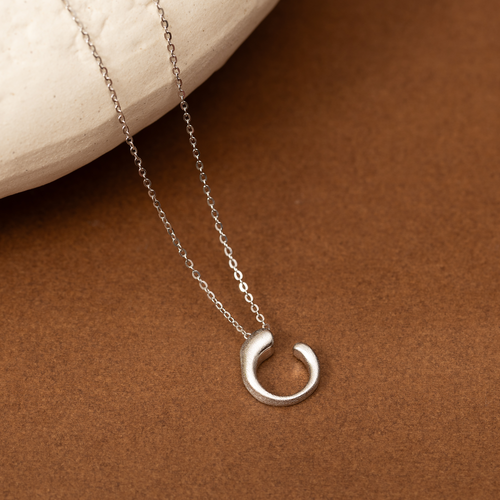 Minimalistic Arc Loop Necklace
